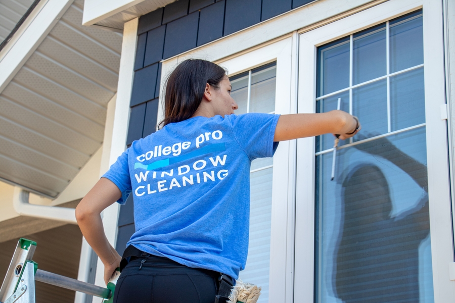 College Pro team providing exterior home services in Barrie, Orillia & Midland